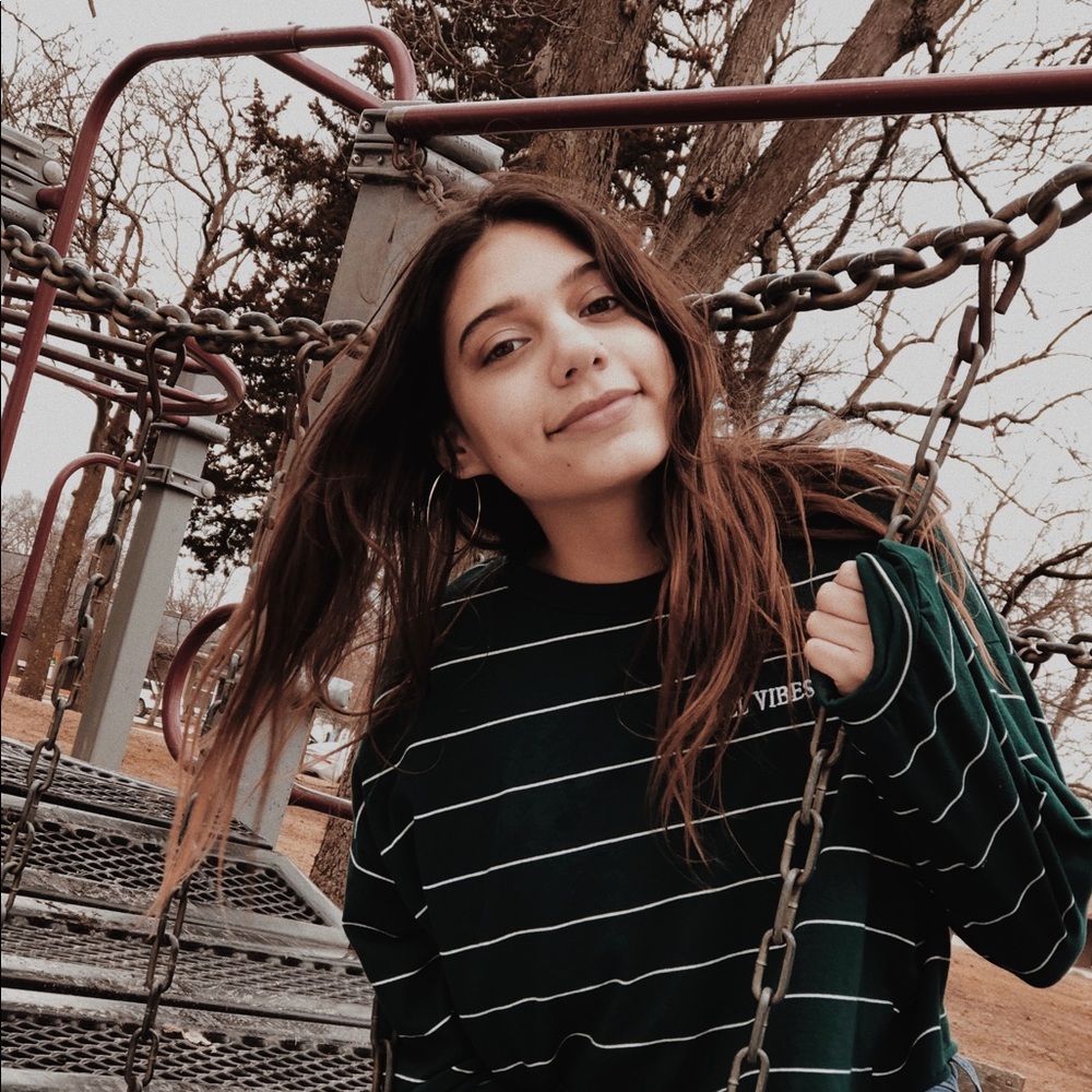 Meet your Posher, Olivia